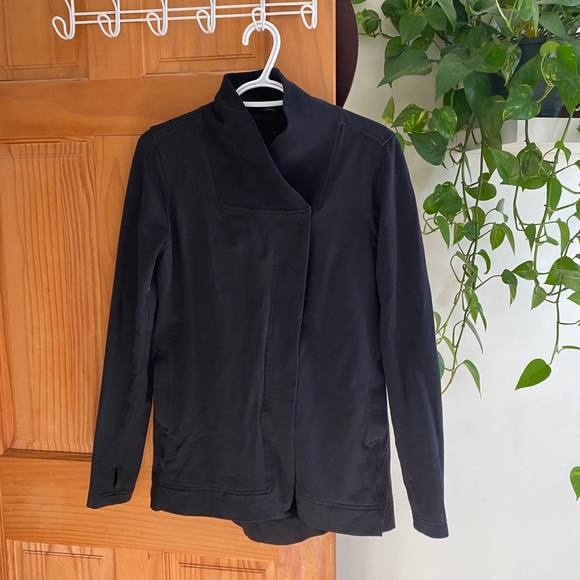 lululemon athletica Tops - Lululemon wrap